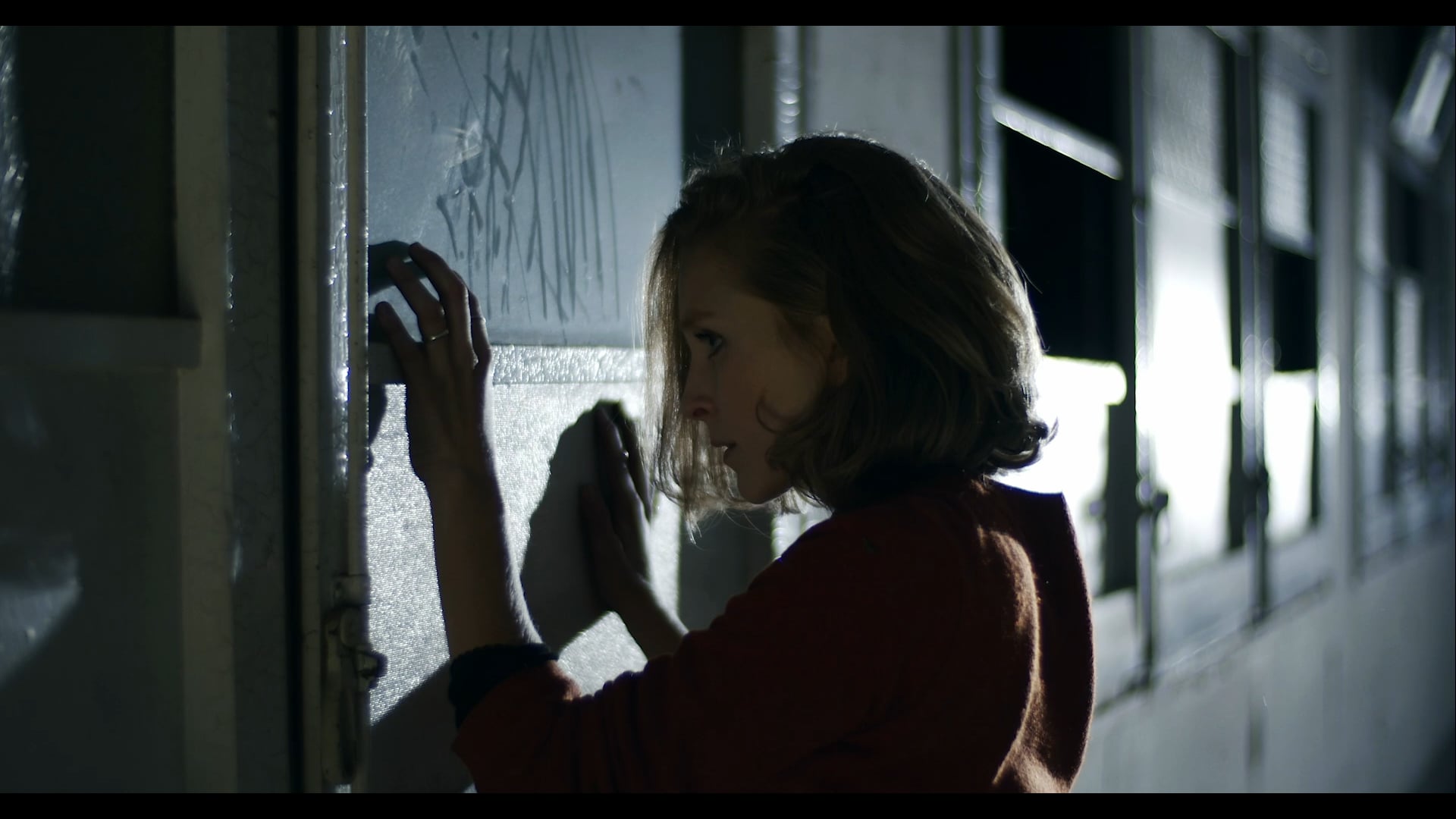 Videoclip “Perdida en esa habitación”, de Paraíso Plástico